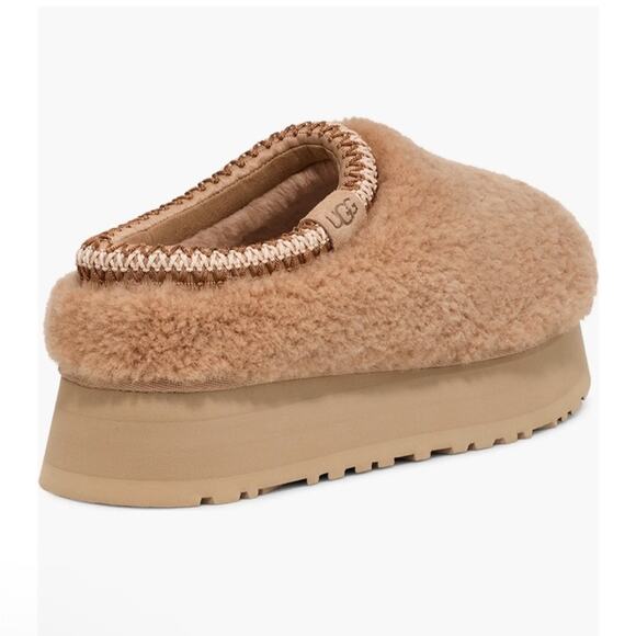 Ugg Maxi Curly Tazz Platform Slippers in Sand 6 - Picture 10 of 13